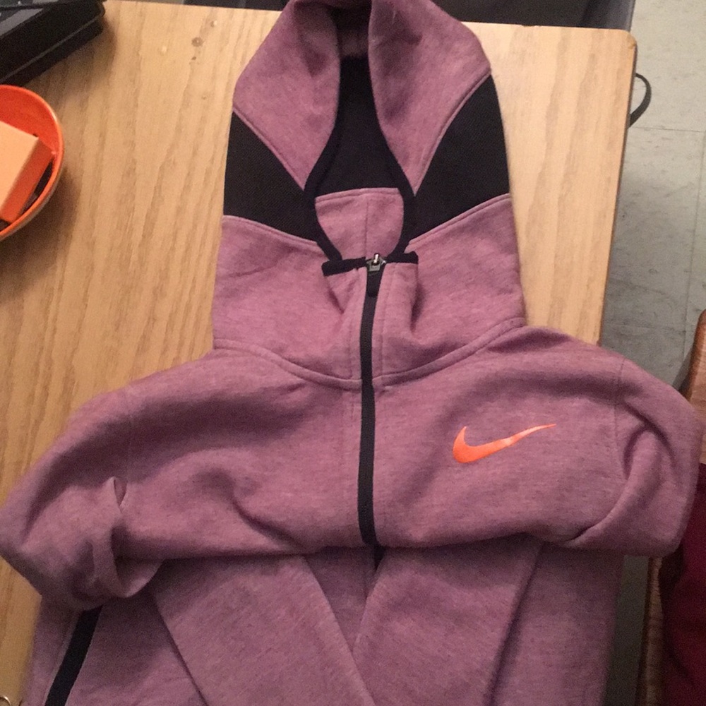 Dri Fit Nike - Picture 2 of 2